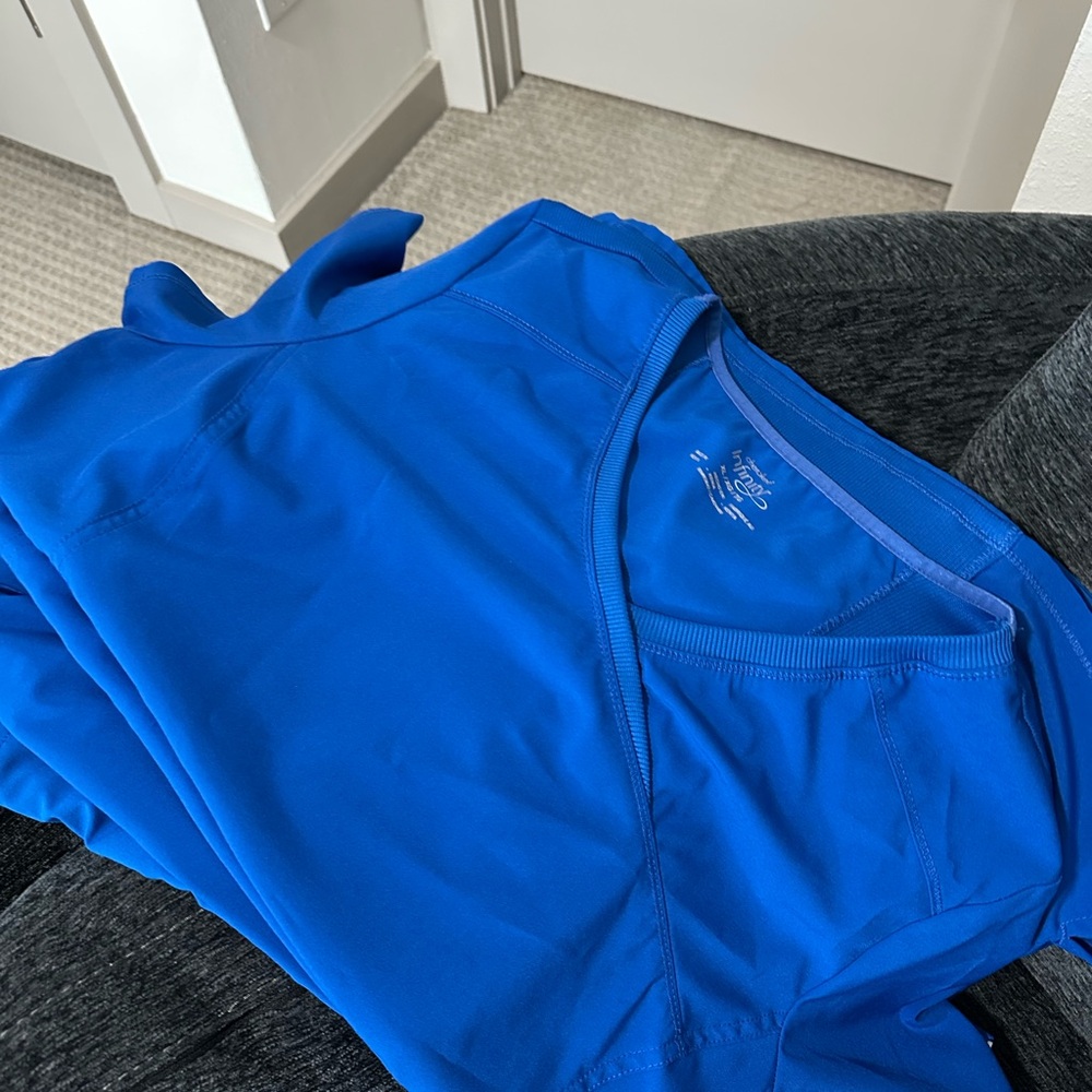 Cherokee royal blue XL scrub TOPS